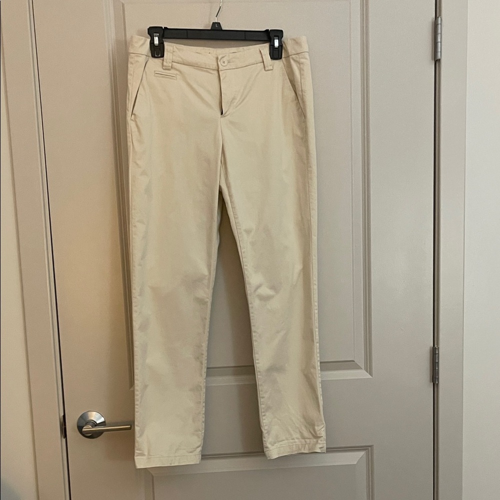 Khakis by GAP Women's khaki Capris